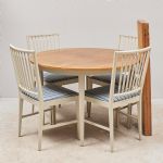 681587 Dining room set